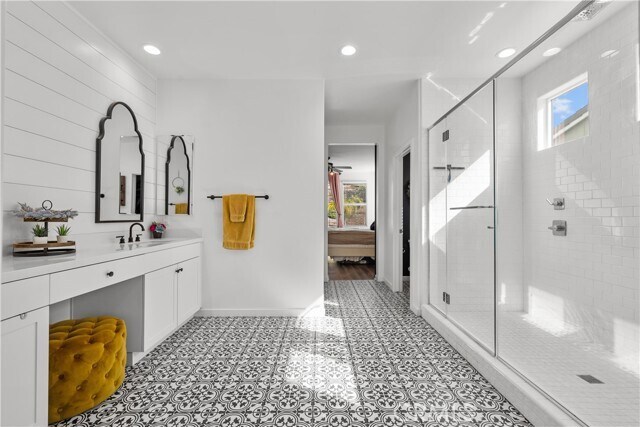 Building Photo - 28516 Songbird Way