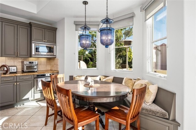 Building Photo - 926 Duncan Ave