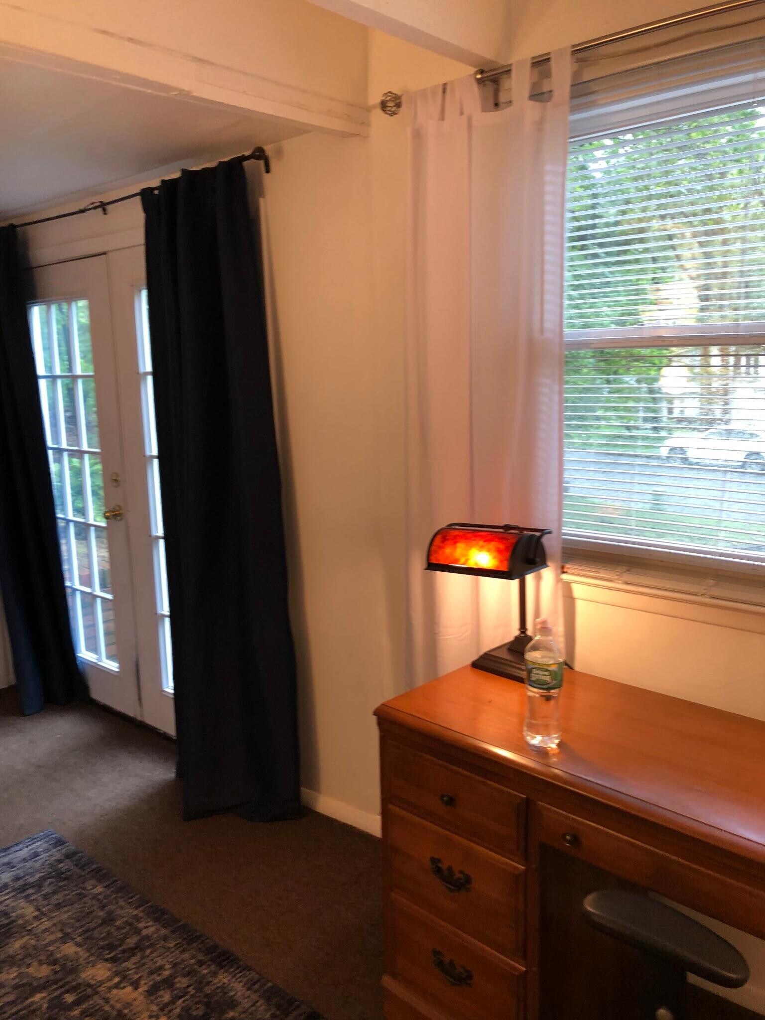 Building Photo - 10 Woodchuck Ln