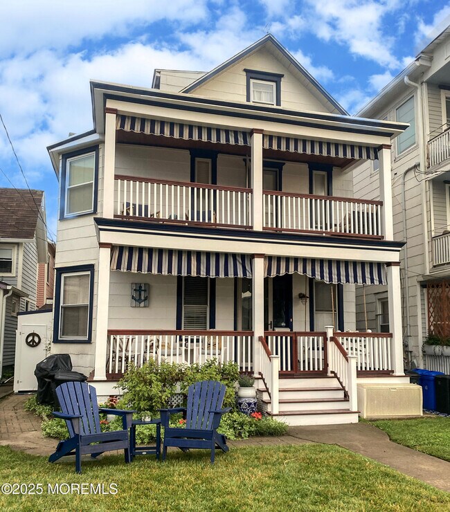 Primary Photo - 12 Surf Ave