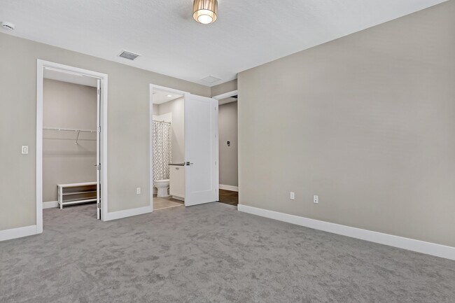 Building Photo - 10033 Heron Flock Dr