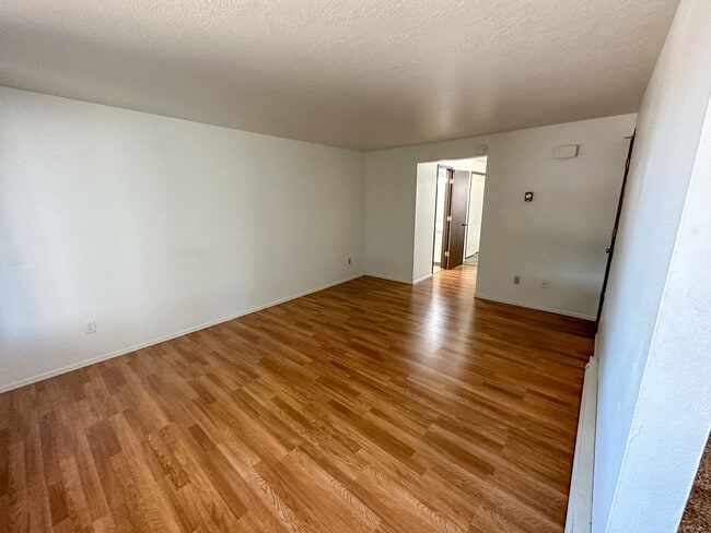 Building Photo - DALLASCT514