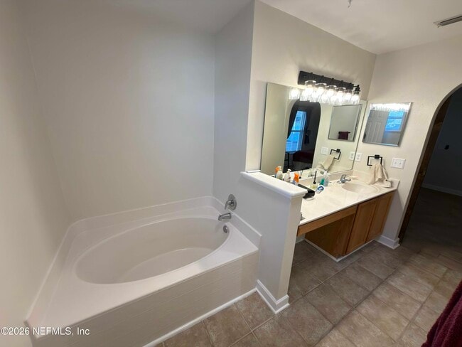 Building Photo - 3411 Glenn Hollow Ct