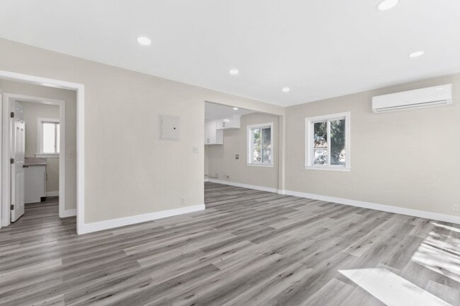 Building Photo - 2348 Revere Ave