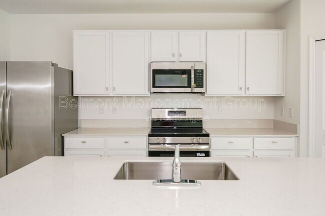 Building Photo - 1212 Belle Isle Ln