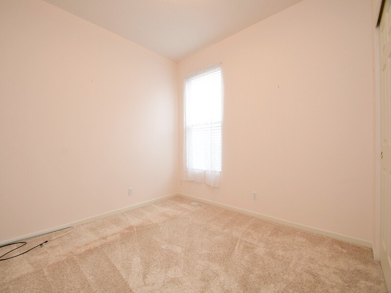Building Photo - 5018 S 194th Ave