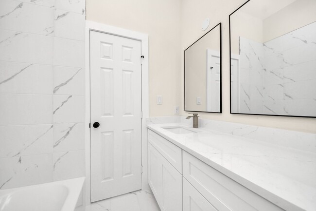 Building Photo - 8025 Peachtree St