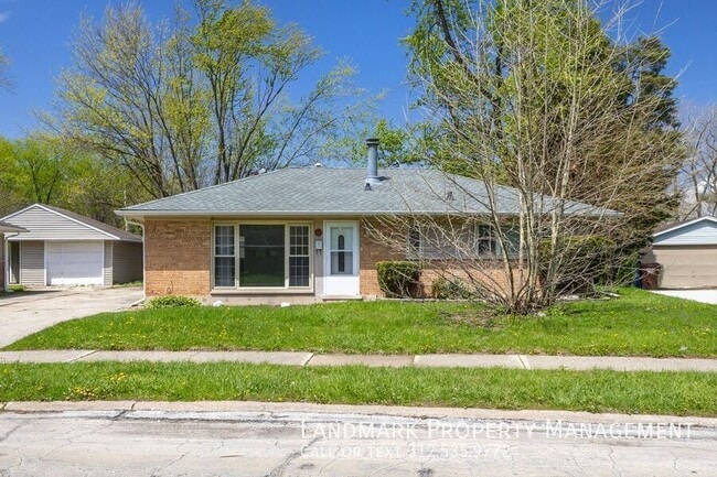 Building Photo - 336 Waldmann Dr