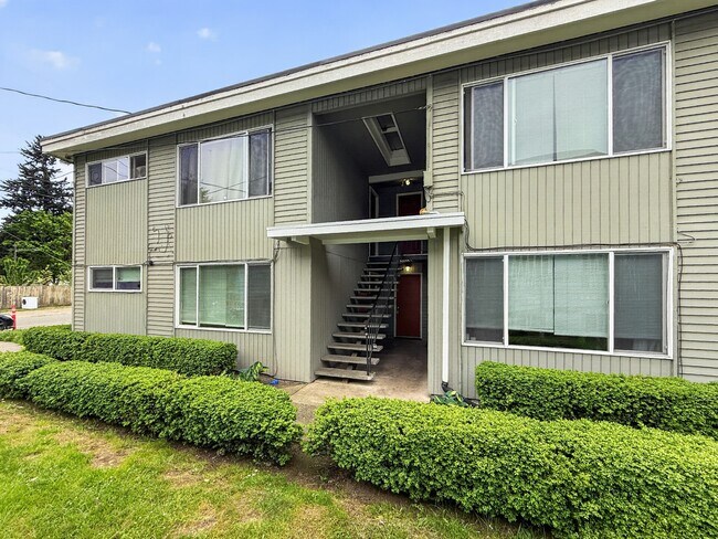 Building Photo - 9015 9th Ave SW