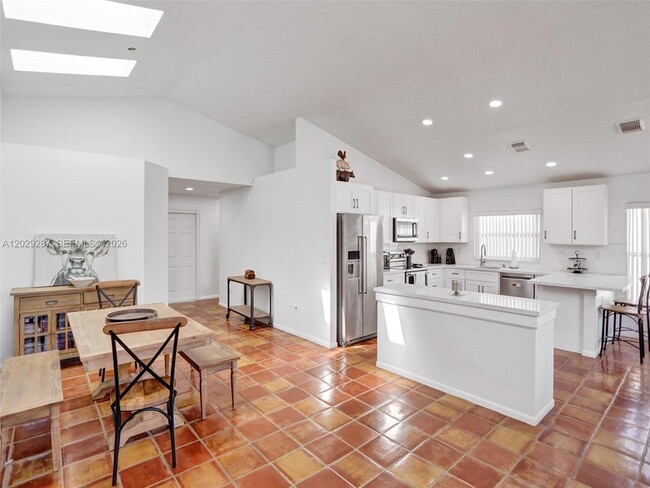 Building Photo - 16541 NW 5th St