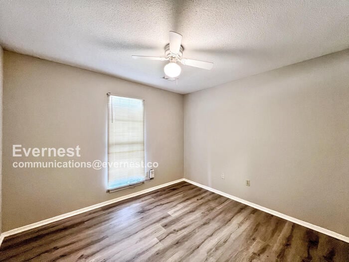Building Photo - 10157 Riggan Dr