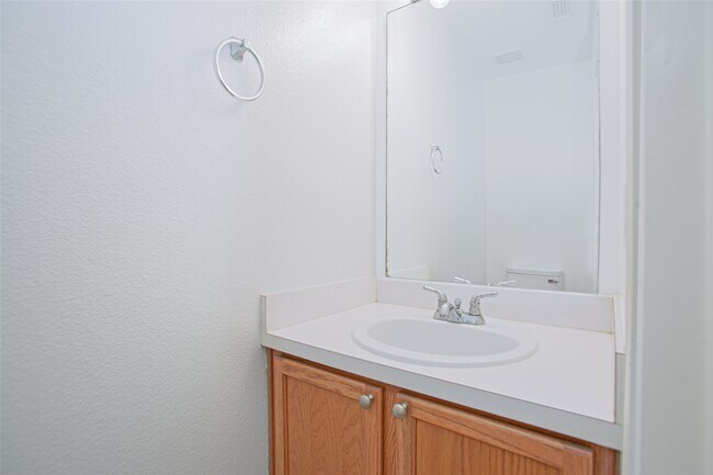 Building Photo - 17627 S Summit Canyon Dr