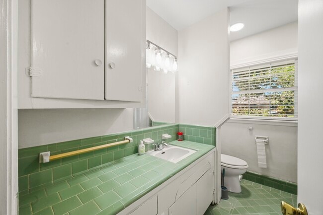 Building Photo - 5109 Nina Lee Ln