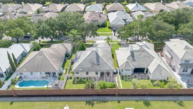 Building Photo - 10842 Woodchase Cir