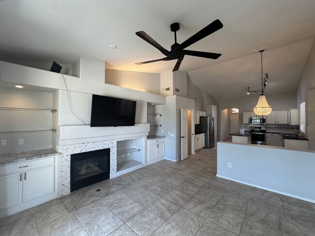 Building Photo - 4 Bedroom Home W/ Pool Available in Tatum ...