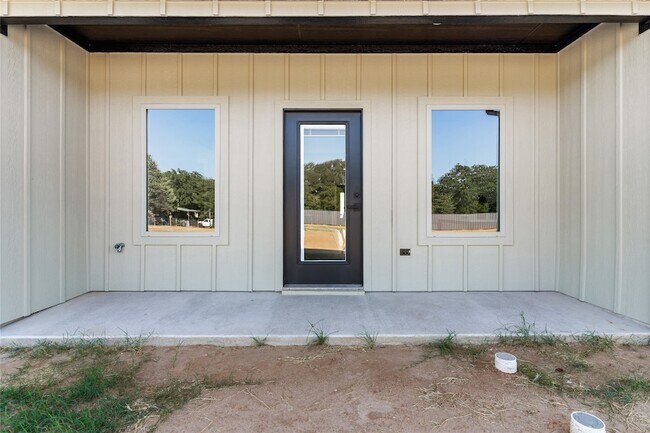 Building Photo - 1001 Agua Escondida Ct