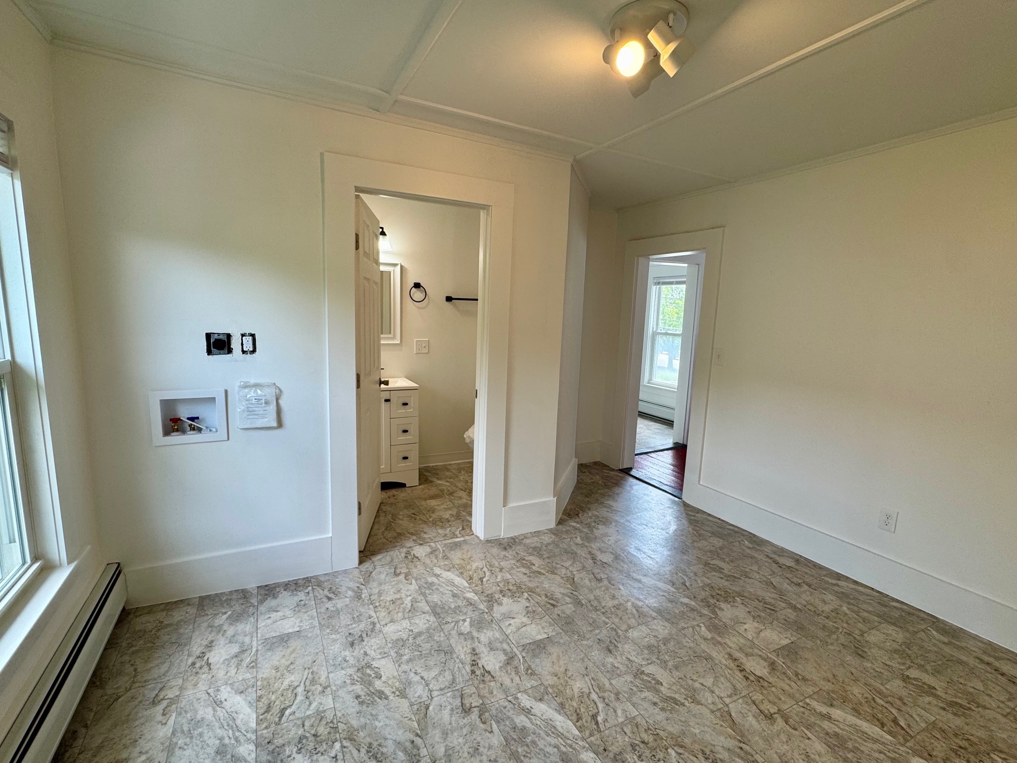 Building Photo - 115 Rumford St