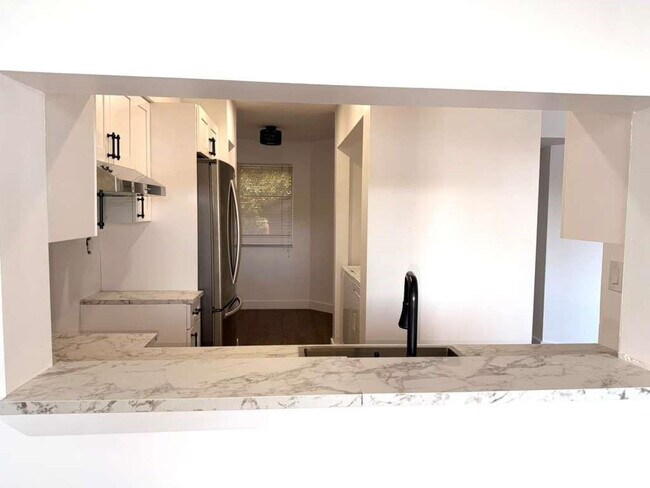 Building Photo - 788 NW 92nd Ave