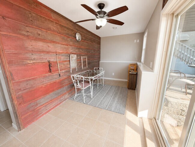 Building Photo - 118 Willow Point Dr