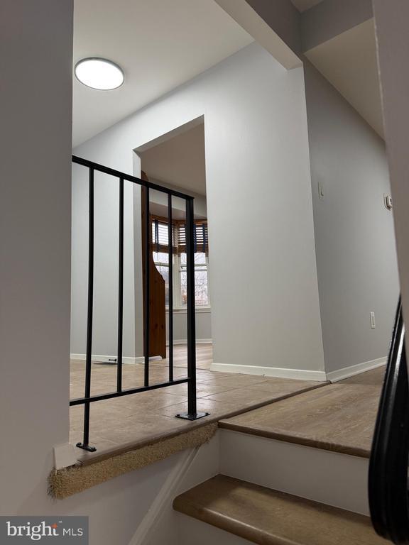 Building Photo - 11573 Sullnick Way