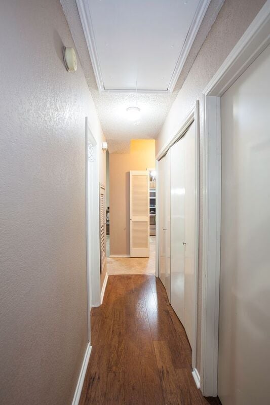 Building Photo - 2902 Post Oak Dr