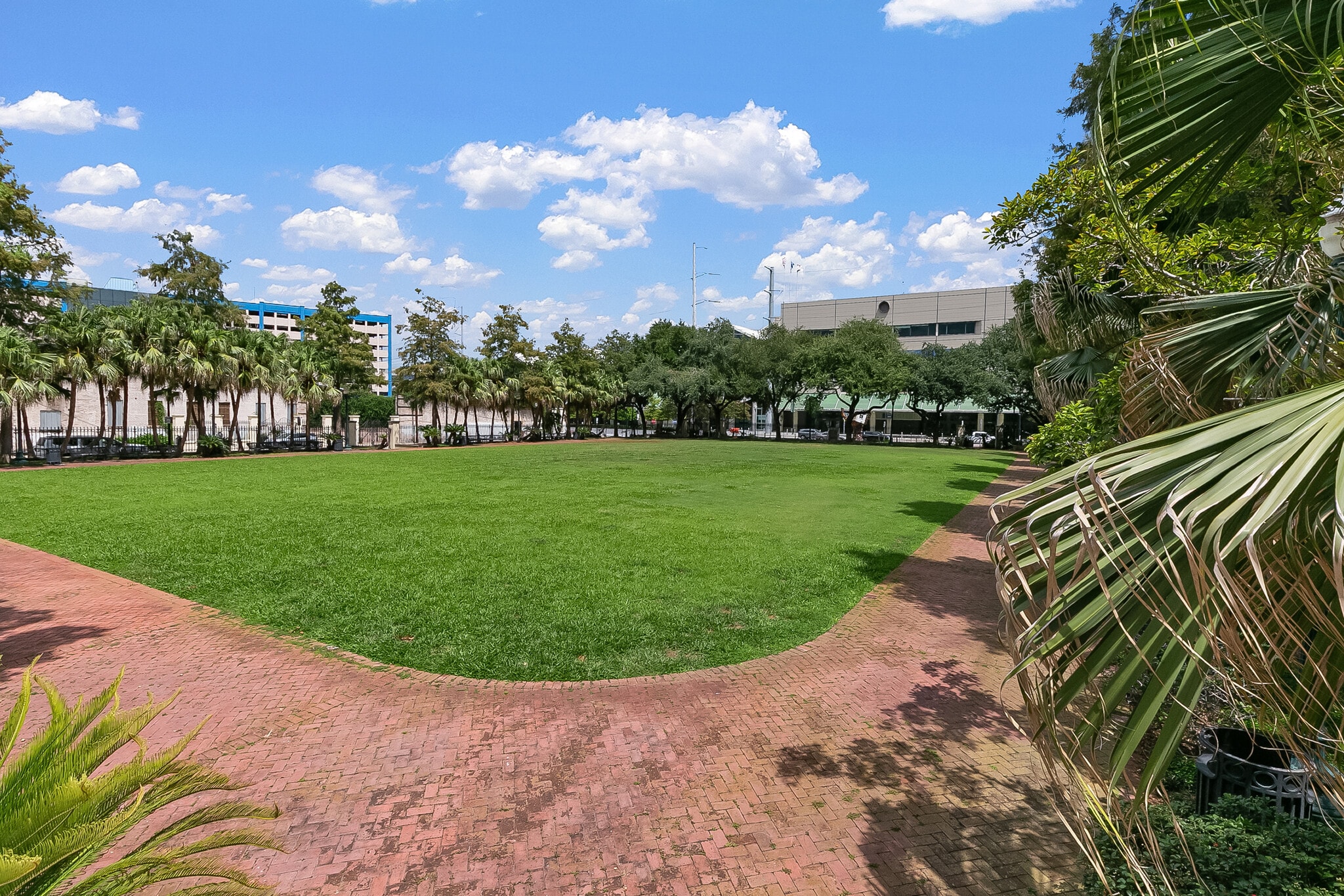 Building Photo - 1111 S Peters St