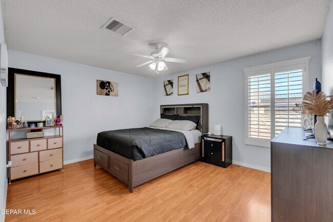 Building Photo - 3092 Tierra Bowles Dr