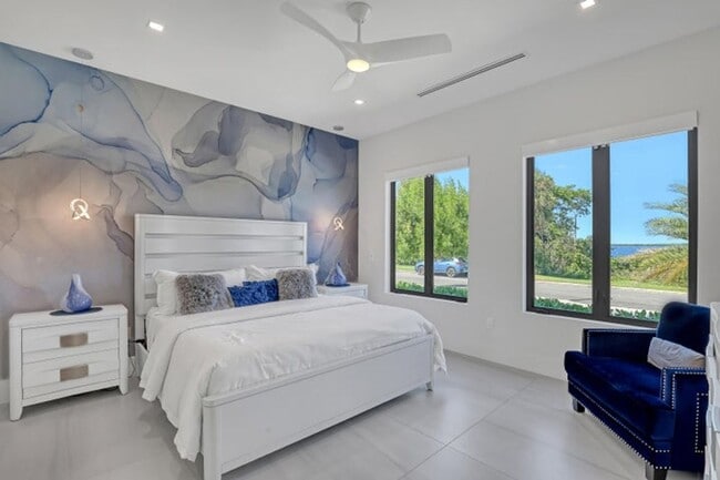 Building Photo - 1161 Pine Point Rd