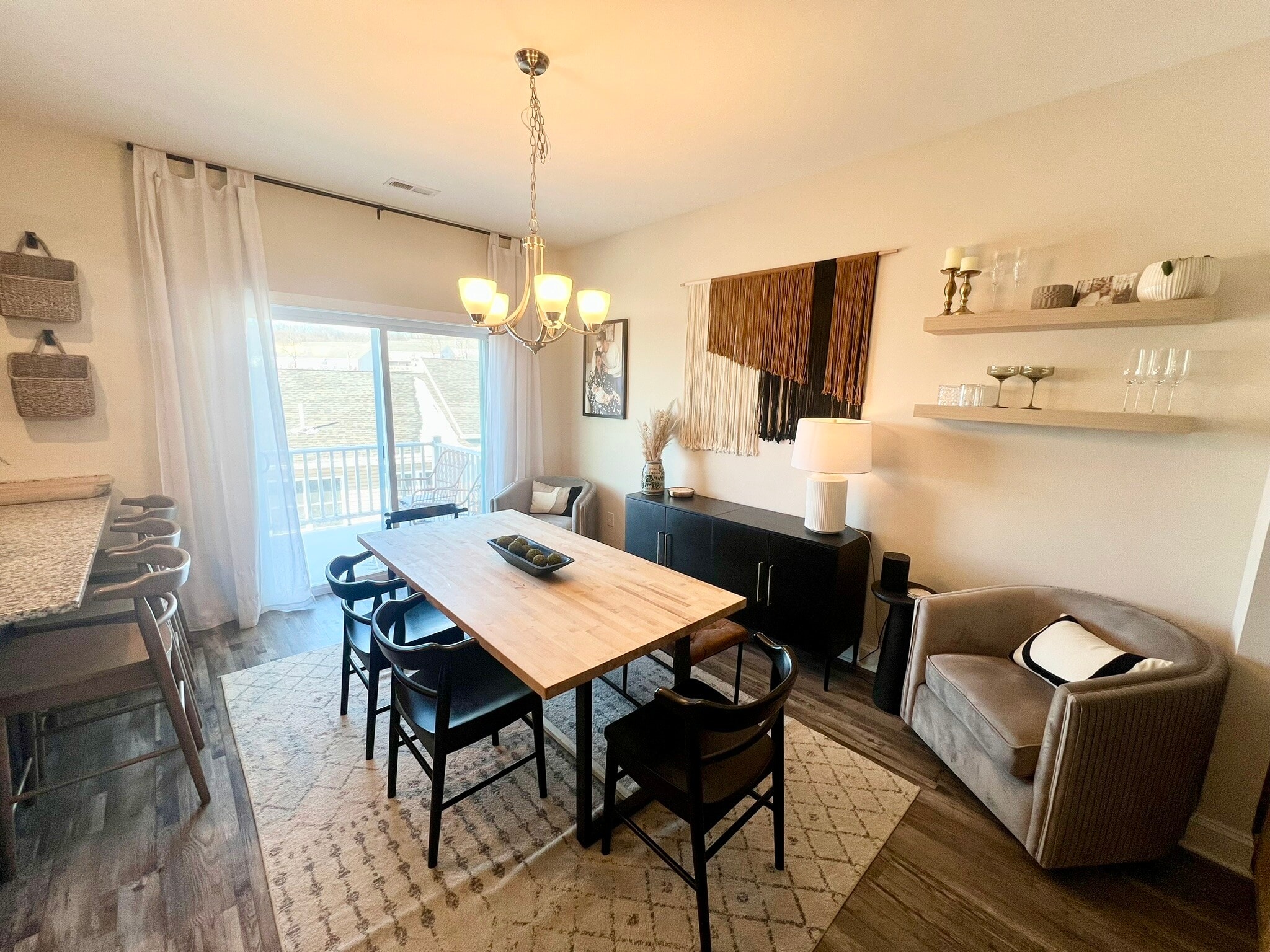 Building Photo - 309 Pasture Ln