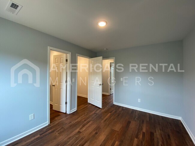 Building Photo - Home for Rent in Logan, AL!!! Minutes from...