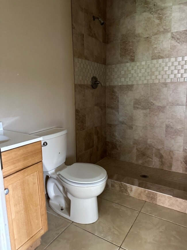 Building Photo - 2729 Palmer Dr