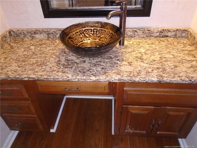 Building Photo - 3503 Farm Circle Rd