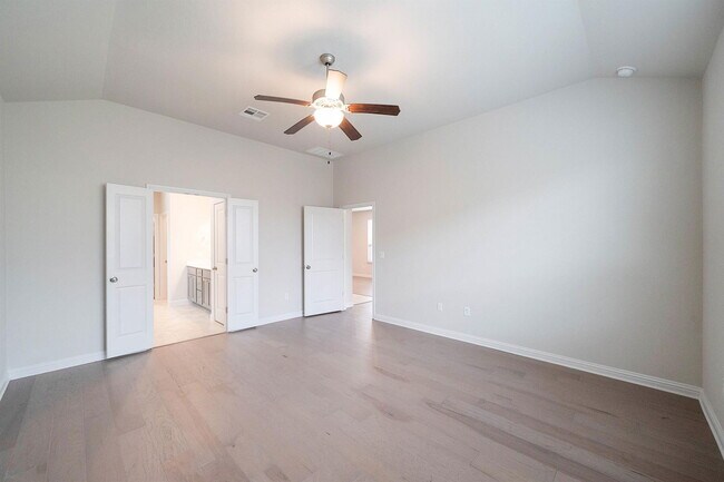 Building Photo - 8208 Cottage Rose Dr