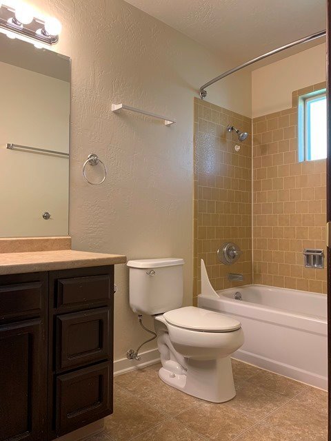 Building Photo - 1125 Tamera Dr