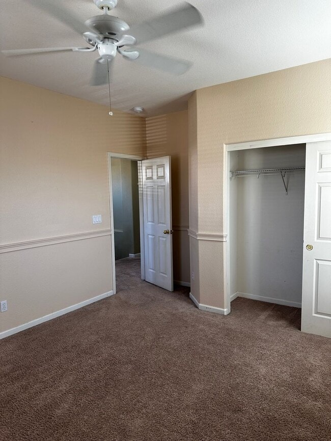 Building Photo - Near Tracy Sports Complex, $500.00 off the first full months rent with possession by 2/1/2026