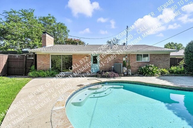 Building Photo - 525 Salem Dr