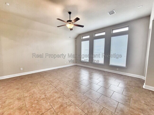 Building Photo - 4820 Piares Ln