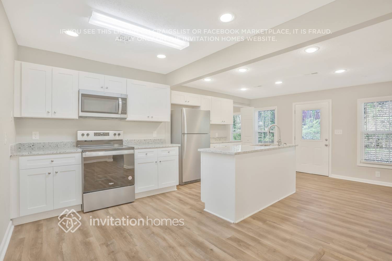 Building Photo - 721 Utoy Cir SW
