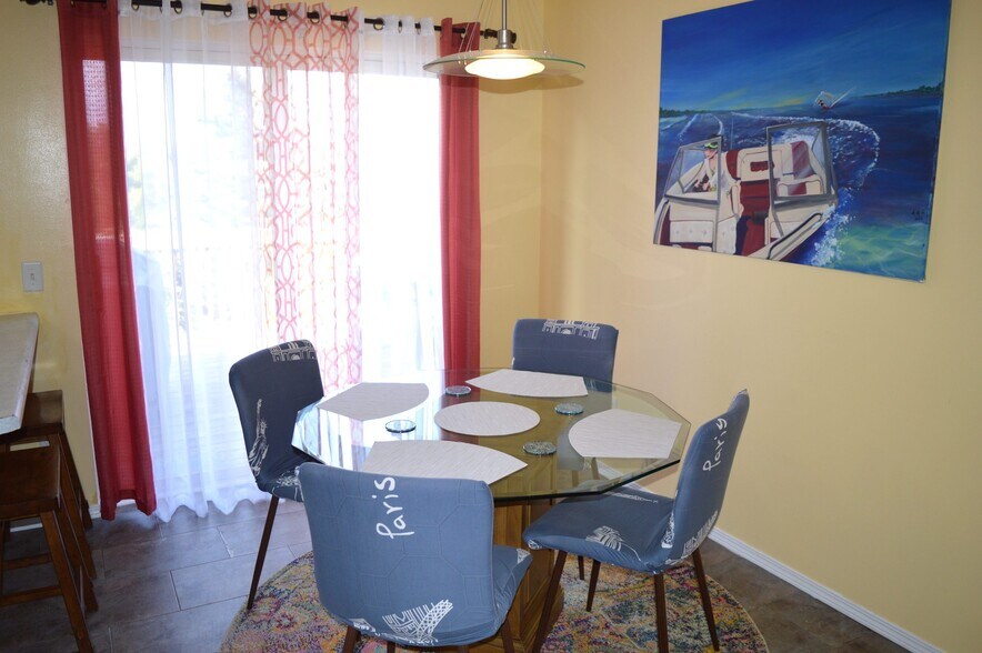 Building Photo - 5270 Summer Ridge Dr