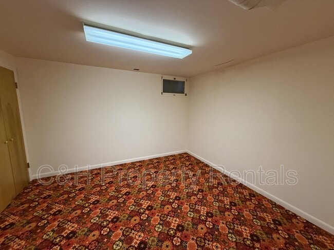 Building Photo - 1126 Lendel Ln