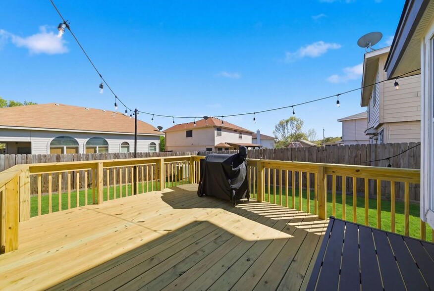 Building Photo - 3914 Bear Oak Path