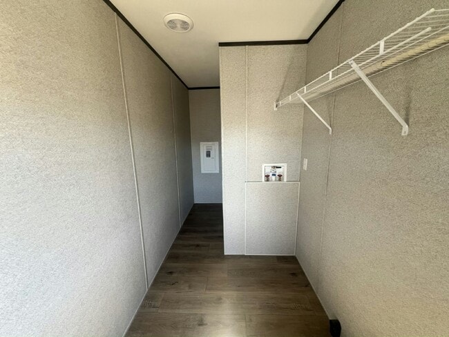 Building Photo - 21 Park Pl