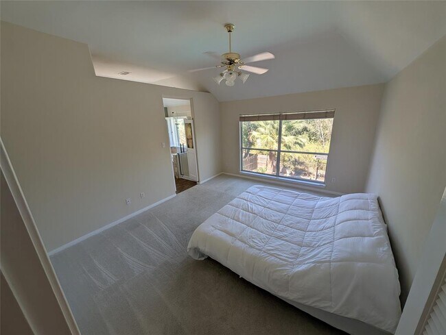 Building Photo - 6806 Thistle Hill Way