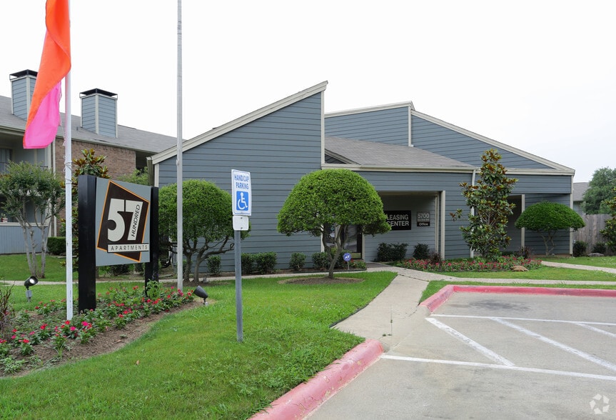 The Borough 5700 Boca Raton Blvd Fort Worth TX 76112 Apartment Finder