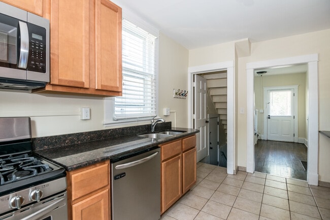 Building Photo - 221 E Mosley St