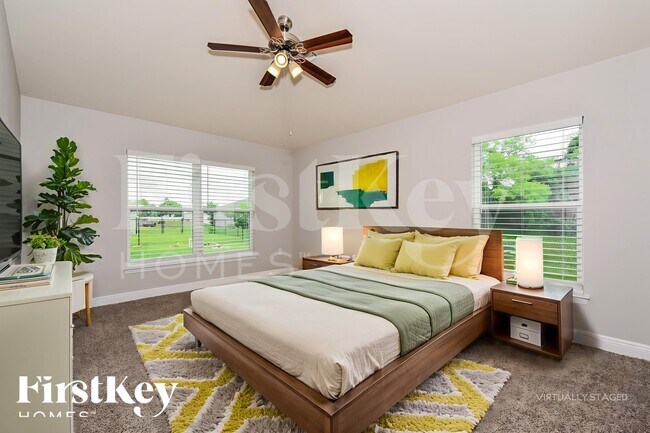 Building Photo - 2716 NW 3rd Ave