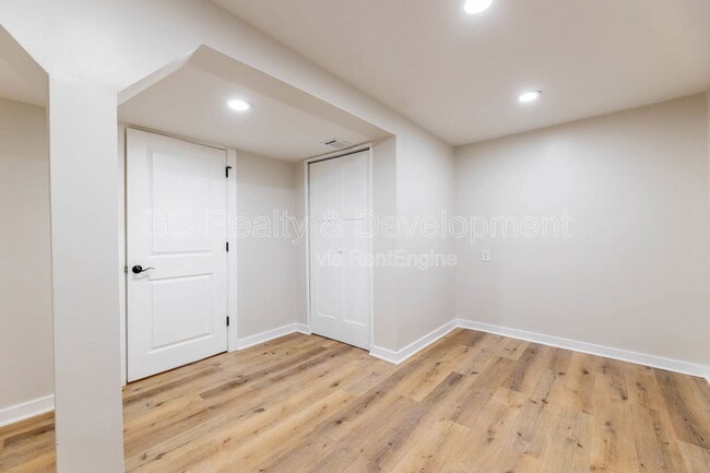 Building Photo - 4241 S Calumet Ave