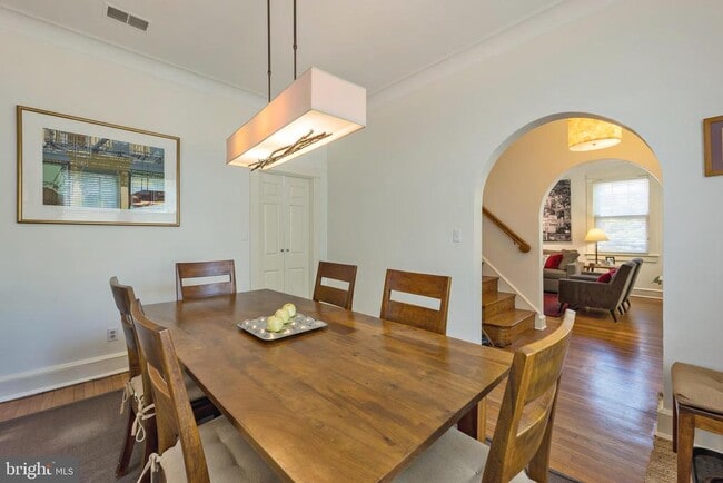 Building Photo - 5534 Nevada Ave NW