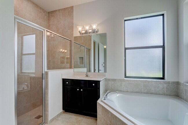 Building Photo - 4535 Gulf Sounds Ln
