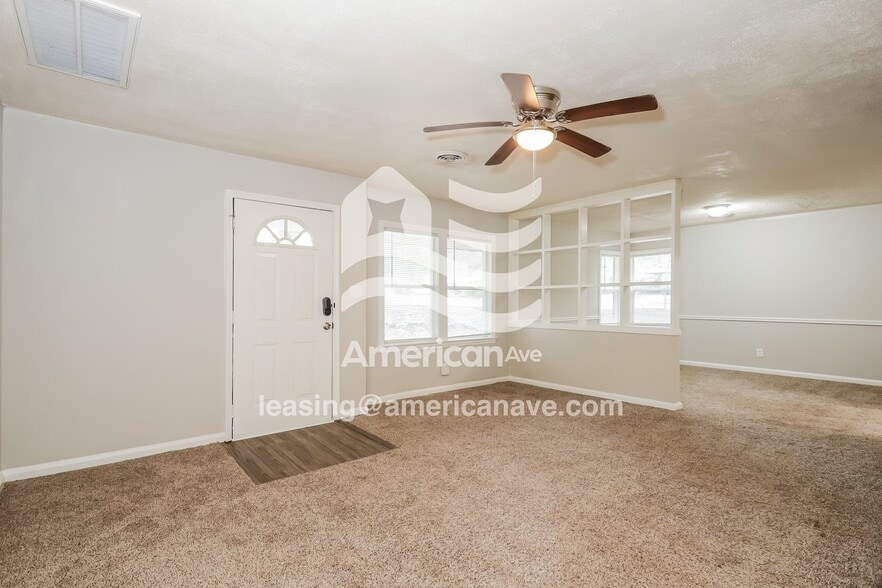 Building Photo - 3920 Howard Ave